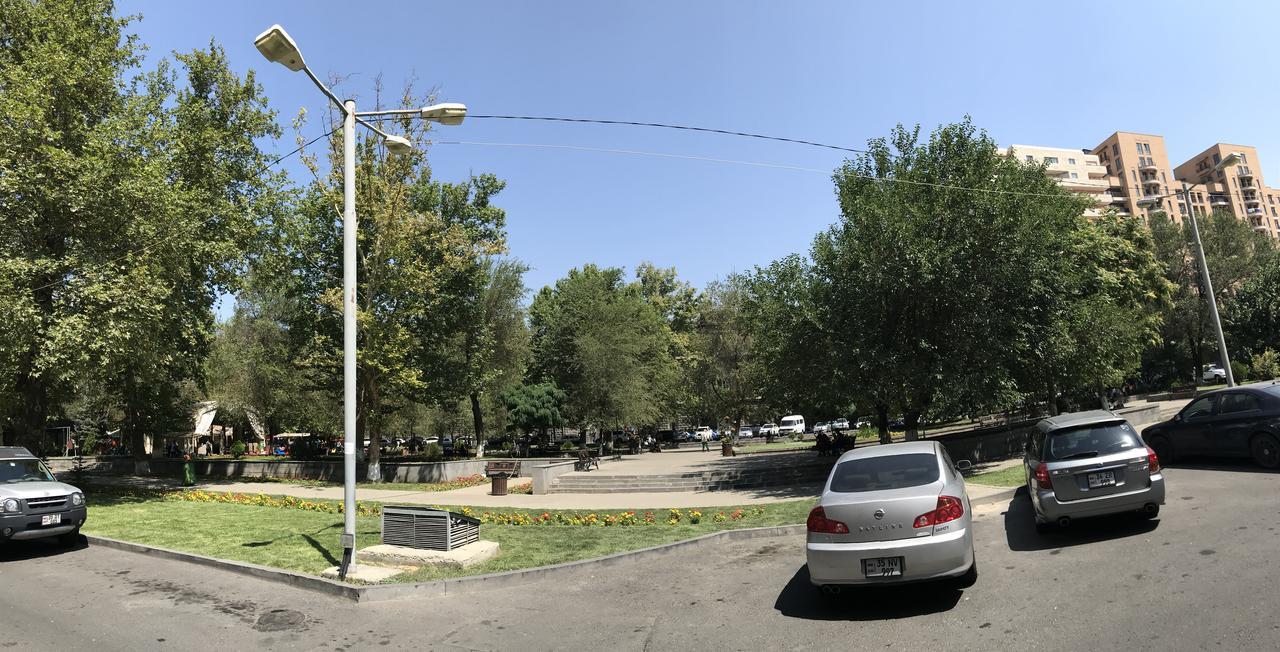Apartment By Family Hotel Yerevan Exterior photo