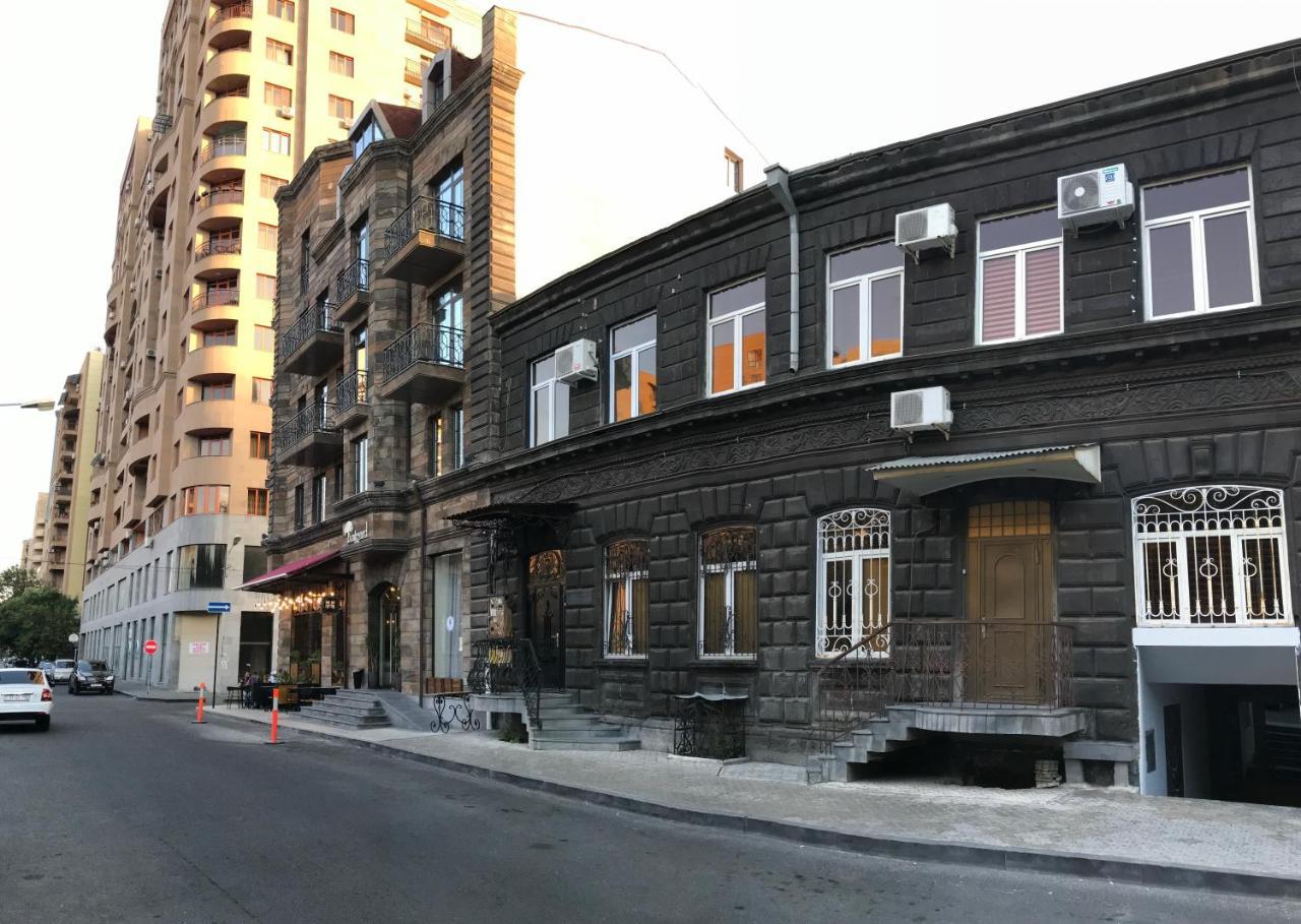 Apartment By Family Hotel Yerevan Exterior photo